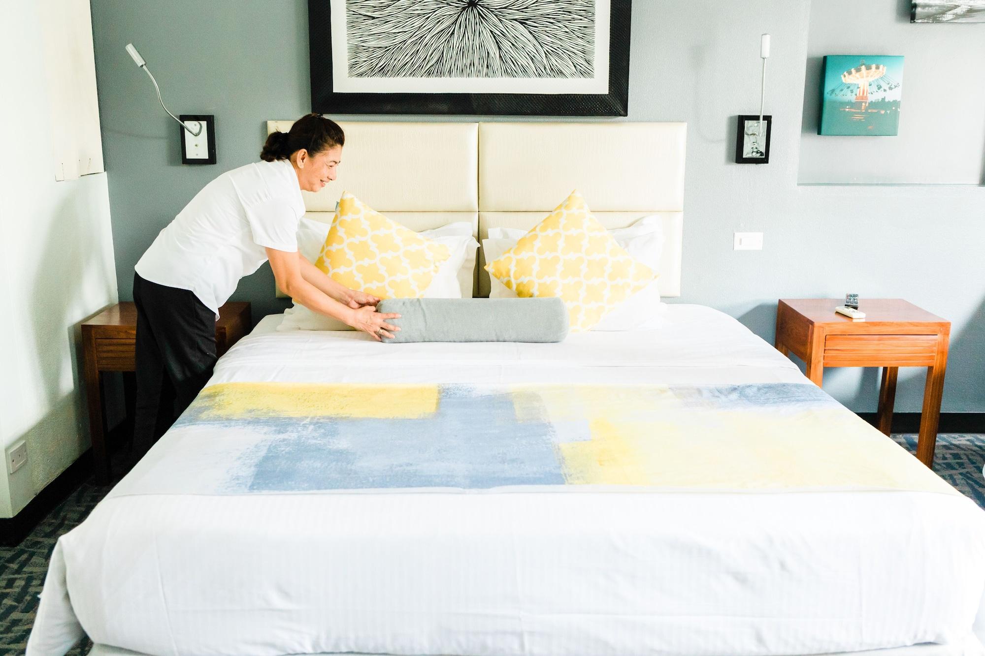 Century Hotel Garapan Ngoại thất bức ảnh