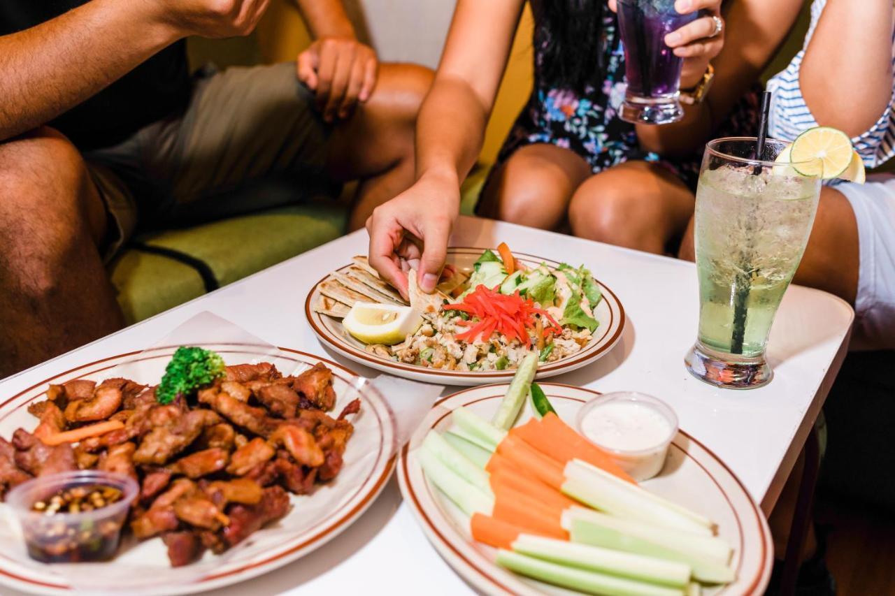 Century Hotel Garapan Ngoại thất bức ảnh